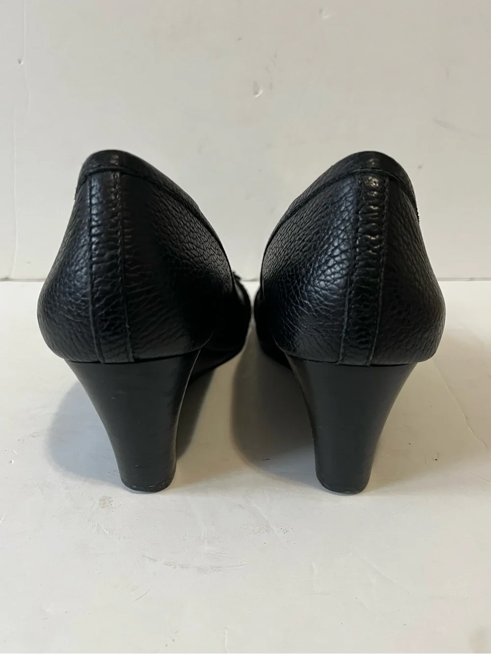 Tory Burch Black Leather Wedge Pumps with Gold Accent size 9M